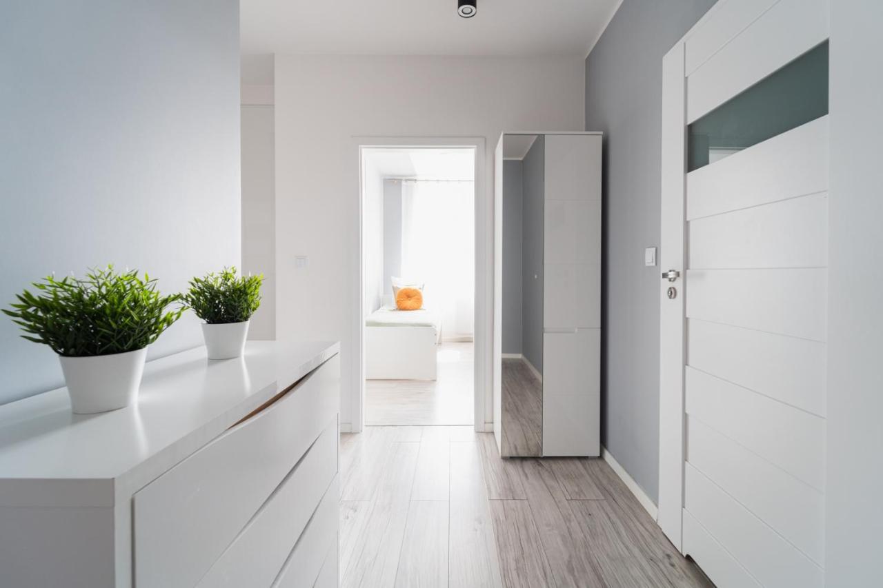 New Apart Near Sky Tower - Gwiazdzista Leilighet Wrocław Eksteriør bilde