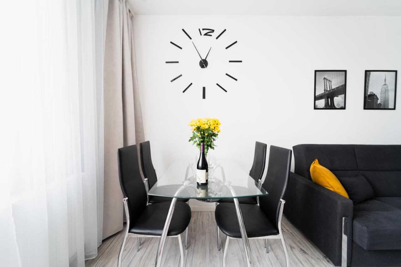 New Apart Near Sky Tower - Gwiazdzista Leilighet Wrocław Eksteriør bilde