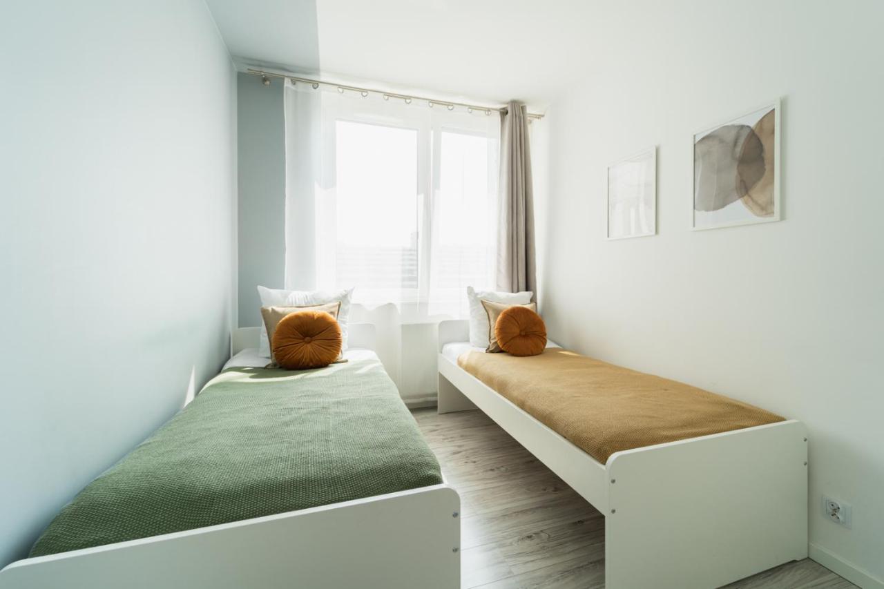 New Apart Near Sky Tower - Gwiazdzista Leilighet Wrocław Eksteriør bilde