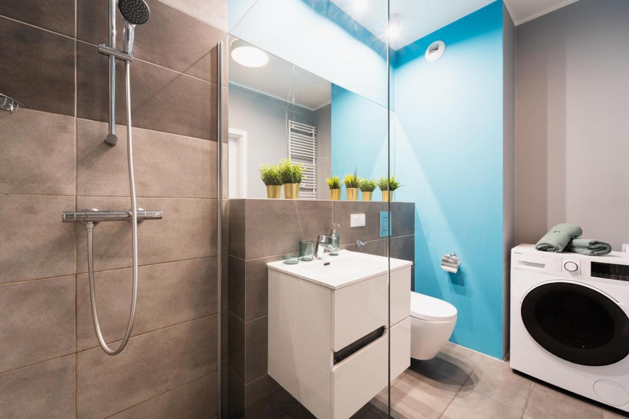 New Apart Near Sky Tower - Gwiazdzista Leilighet Wrocław Eksteriør bilde