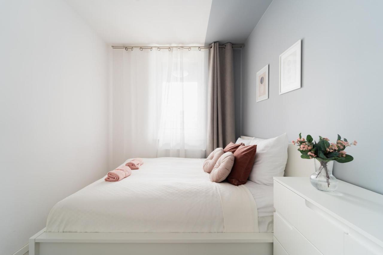 New Apart Near Sky Tower - Gwiazdzista Leilighet Wrocław Eksteriør bilde