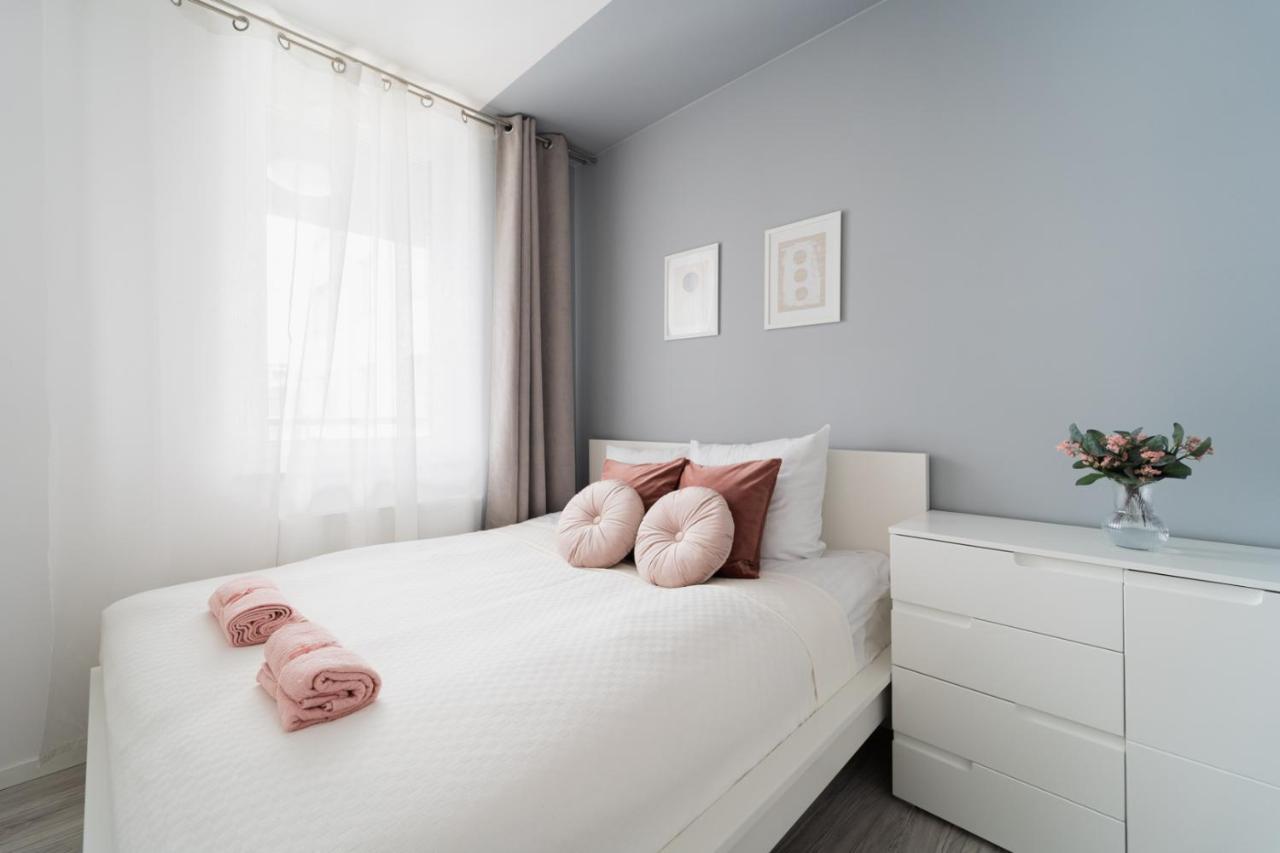 New Apart Near Sky Tower - Gwiazdzista Leilighet Wrocław Eksteriør bilde